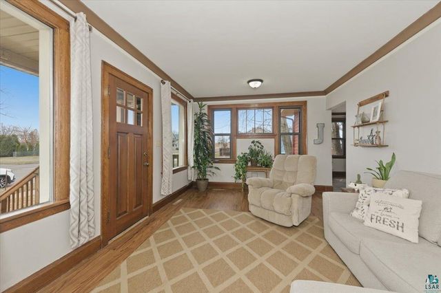 11 B Hayes Ct, Superior, WI 54880