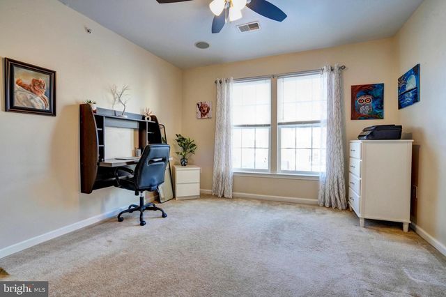 12 CREEKSIDE DR, Pottstown, PA 19464