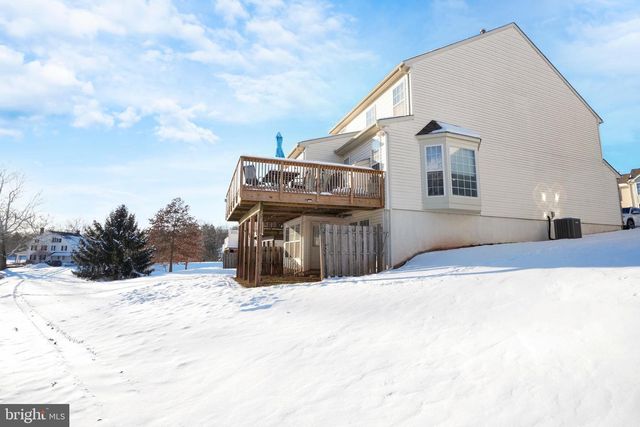 12 CREEKSIDE DR, Pottstown, PA 19464