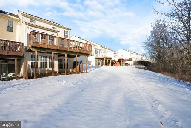 12 CREEKSIDE DR, Pottstown, PA 19464