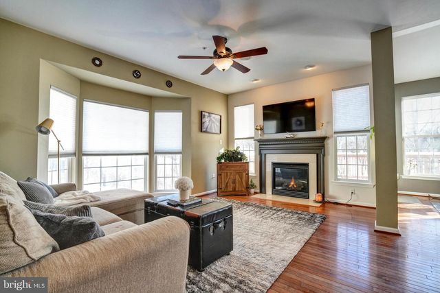 12 CREEKSIDE DR, Pottstown, PA 19464