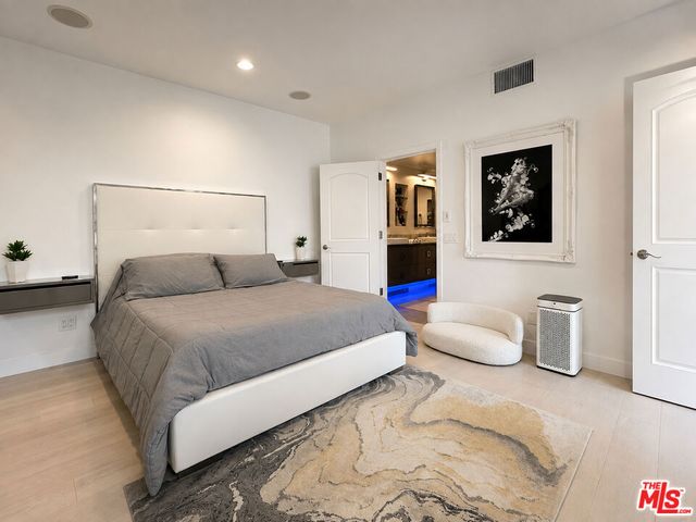 851 N San Vicente Boulevard 309, West Hollywood, CA 90069