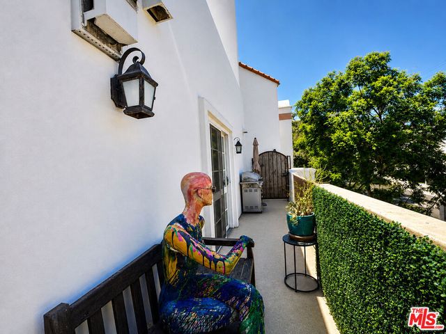 851 N San Vicente Boulevard 309, West Hollywood, CA 90069
