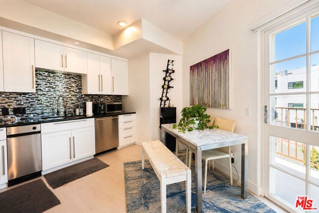 851 N San Vicente Boulevard 309, West Hollywood, CA 90069