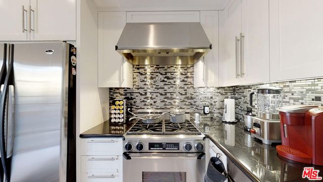 851 N San Vicente Boulevard 309, West Hollywood, CA 90069