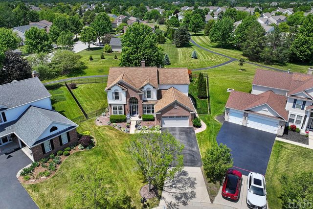 10 Hithergreen Court, Algonquin, IL 60102