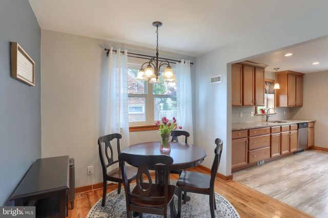 4610 SOUTH RD, Harrisburg, PA 17109