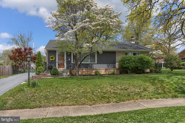 4610 SOUTH RD, Harrisburg, PA 17109