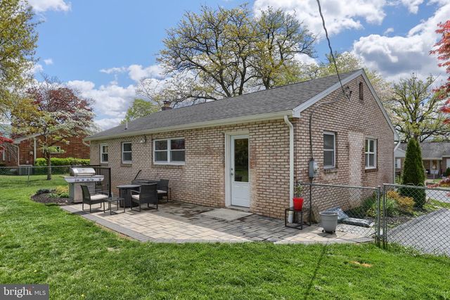 4610 SOUTH RD, Harrisburg, PA 17109