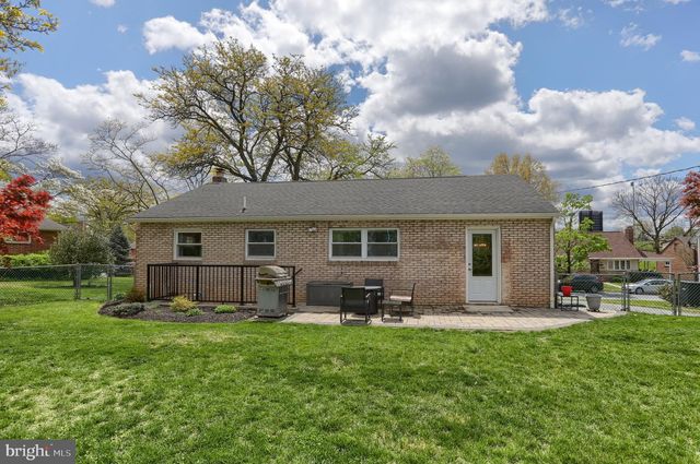 4610 SOUTH RD, Harrisburg, PA 17109