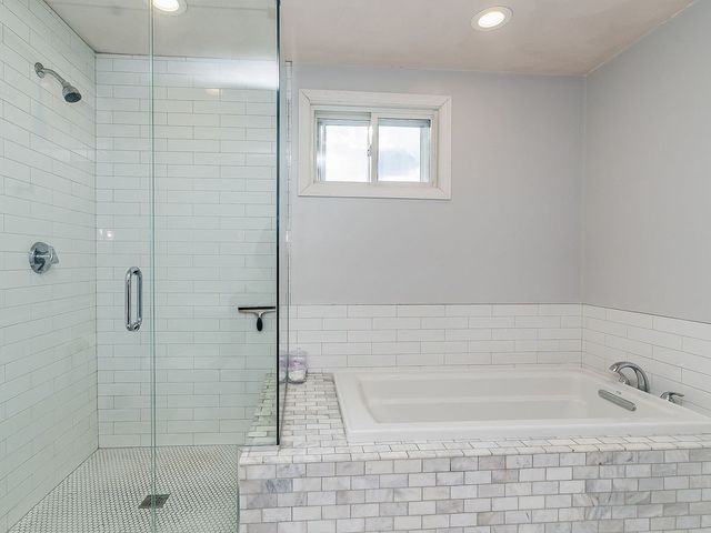 132 Dolphin Ave 4, Revere, MA 02151