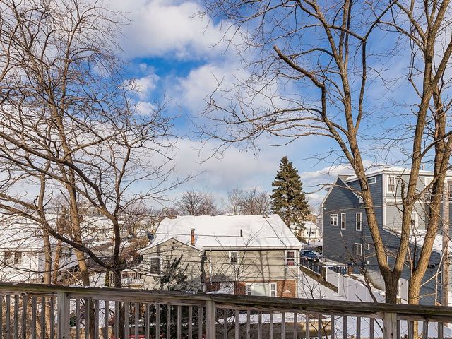 132 Dolphin Ave 4, Revere, MA 02151