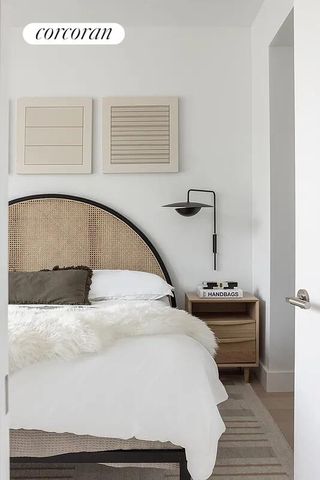 208 Delancey St Apt 10D, New York City, NY 10002