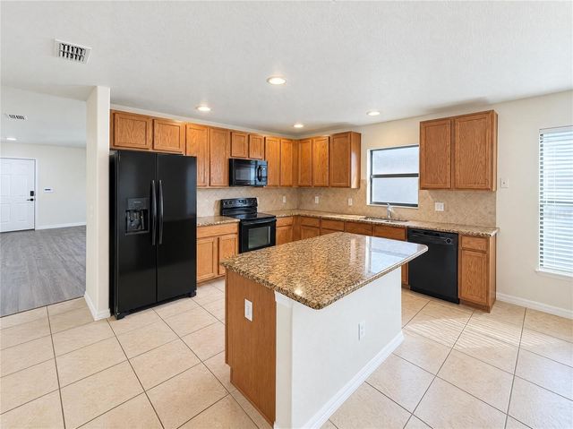 532 SAVANNAH PRESERVE LOOP, Davenport, FL 33837