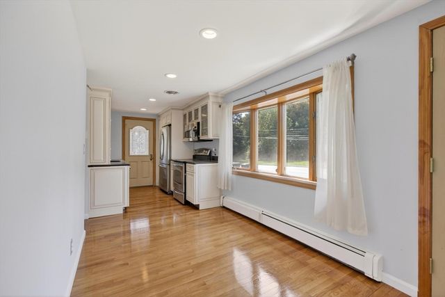 2 Herrick Road, Peabody, MA 01960