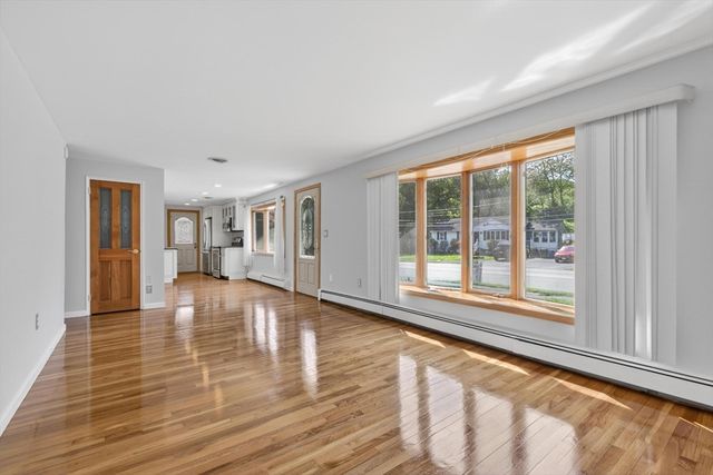 2 Herrick Road, Peabody, MA 01960