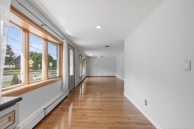 2 Herrick Road, Peabody, MA 01960