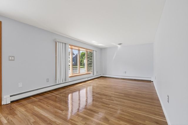 2 Herrick Road, Peabody, MA 01960