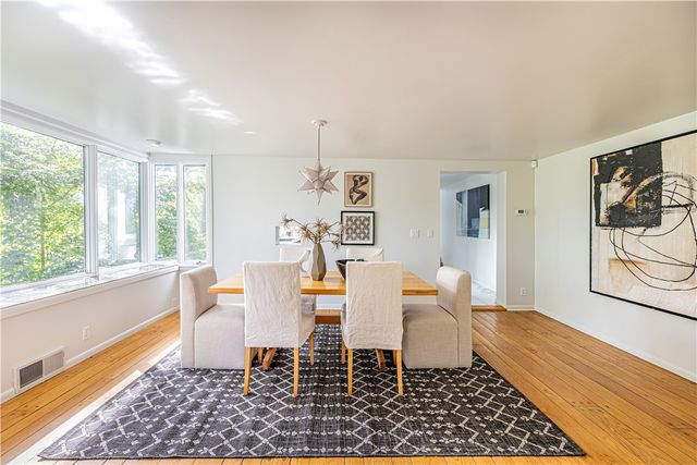 82 Lasalle Parkway, Perinton, NY 14564
