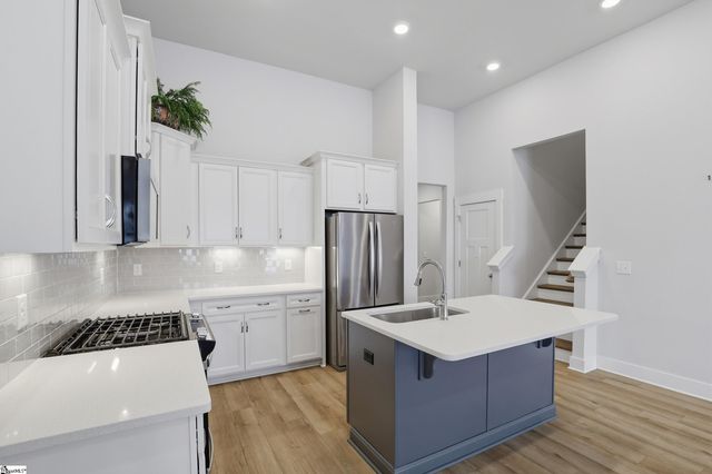 222 Woodhouse Way, Greenville, SC 29605