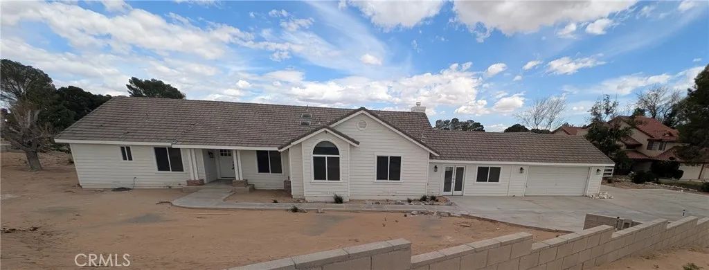 27679 River Rock, Helendale, CA 92342