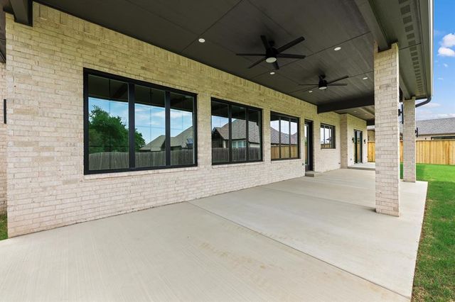 10045 SW 27th Street, Yukon, OK 73099
