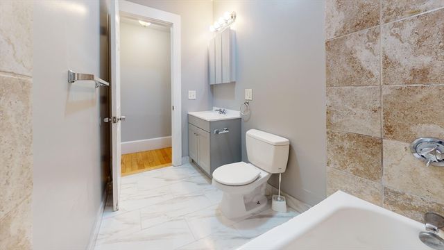 18 Rowell 3, Boston, MA 02125