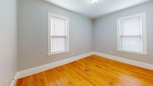 18 Rowell 3, Boston, MA 02125