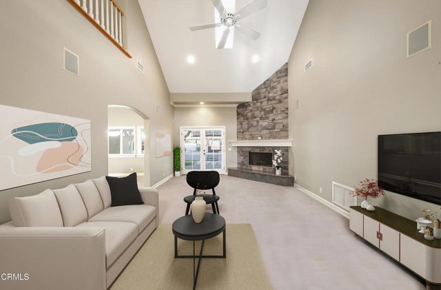 251 S Skyline Drive, Thousand Oaks, CA 91361