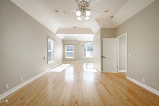 251 S Skyline Drive, Thousand Oaks, CA 91361