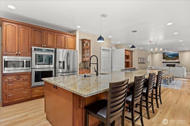 21410 SE 215th Street, Maple Valley, WA 98038