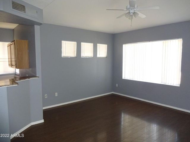 2929 W YORKSHIRE Drive 1079, Phoenix, AZ 85027