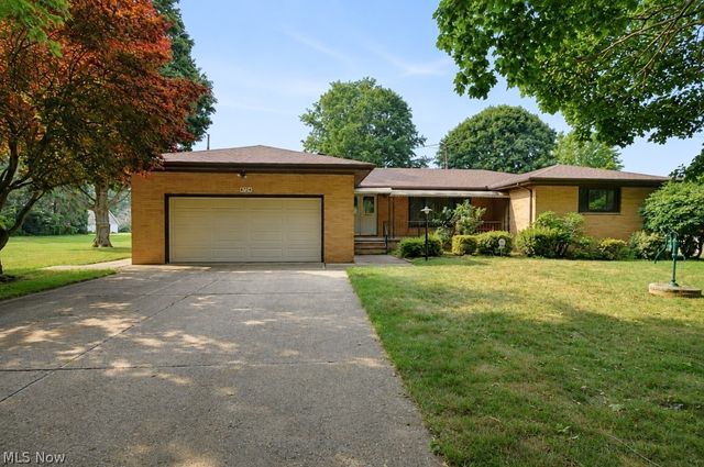 4734 Lockwood Road, Perry, OH 44081