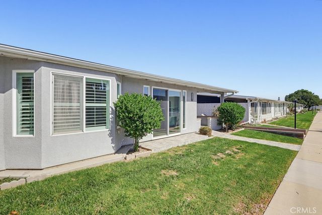 1381 Monterey Road M2 62A, Seal Beach, CA 90740