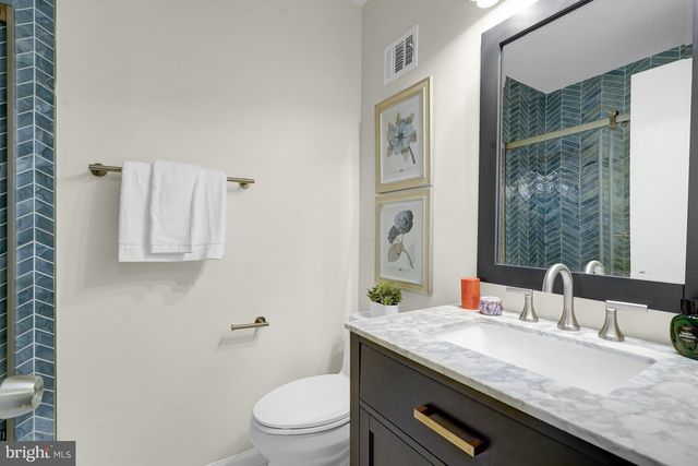 6426 GILDAR ST, Alexandria, VA 22310