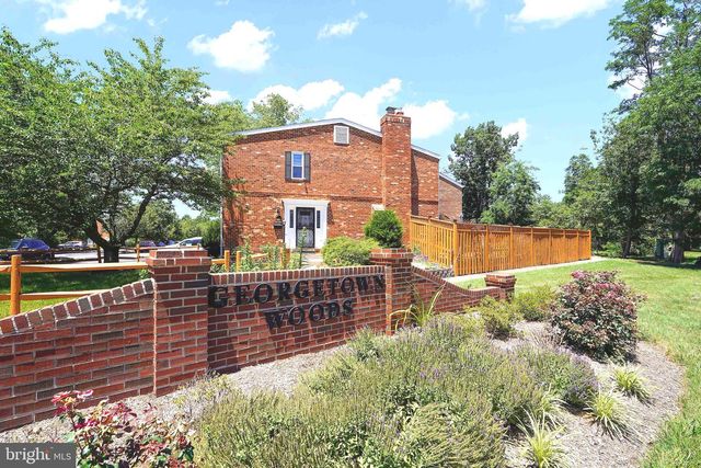 6426 GILDAR ST, Alexandria, VA 22310