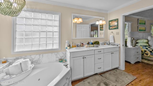 340 Lemoyne Road, Pass Christian, MS 39571