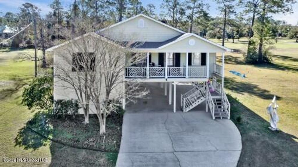 340 Lemoyne Road, Pass Christian, MS 39571