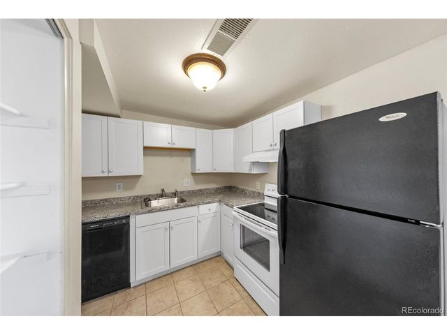 1723 Robb St 23, Denver, CO 80215