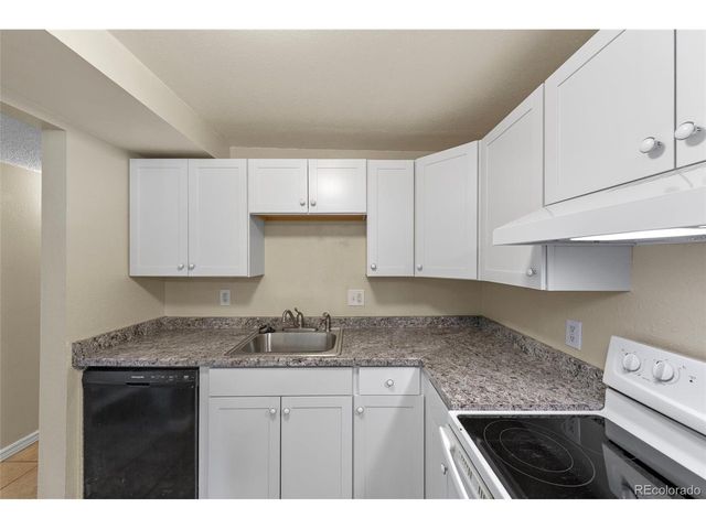 1723 Robb St 23, Denver, CO 80215