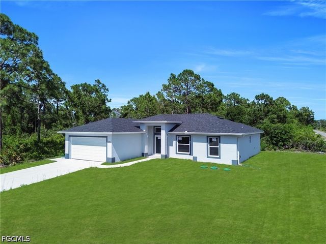 733 Dante AVE S, Lehigh Acres, FL 33974
