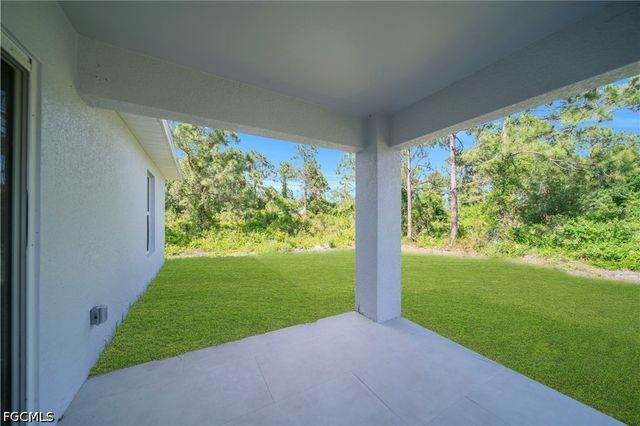 733 Dante AVE S, Lehigh Acres, FL 33974
