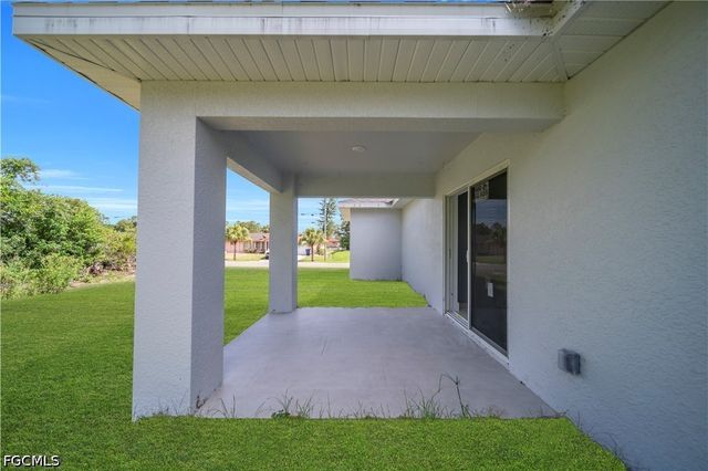 733 Dante AVE S, Lehigh Acres, FL 33974