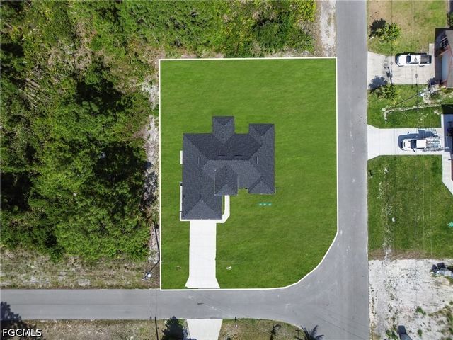 733 Dante AVE S, Lehigh Acres, FL 33974