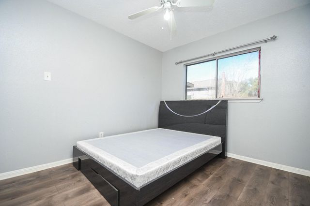 15310 Barbarossa Drive, Houston, TX 77083