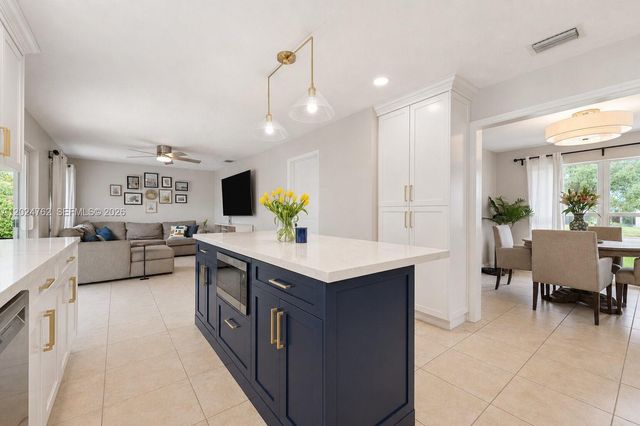 10240 SW 108th St, Miami, FL 33176