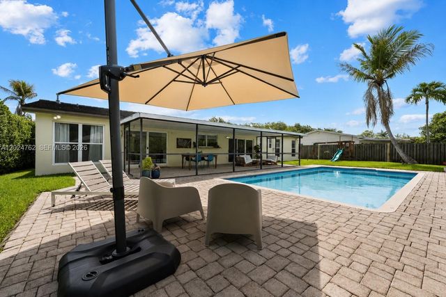 10240 SW 108th St, Miami, FL 33176
