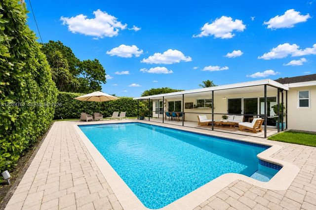 10240 SW 108th St, Miami, FL 33176