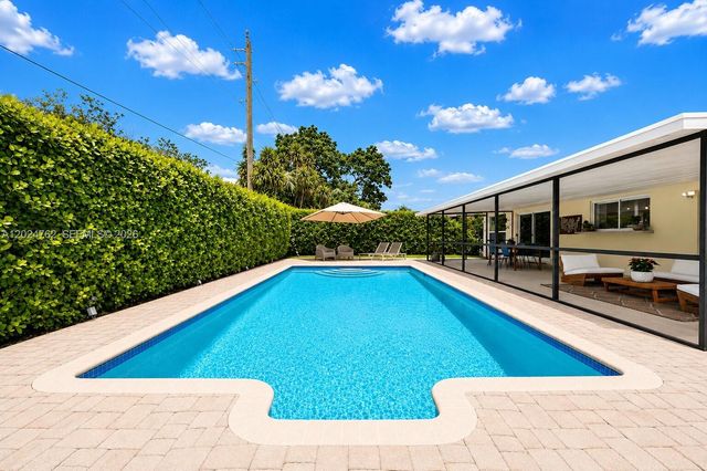 10240 SW 108th St, Miami, FL 33176