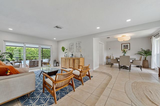 10240 SW 108th St, Miami, FL 33176